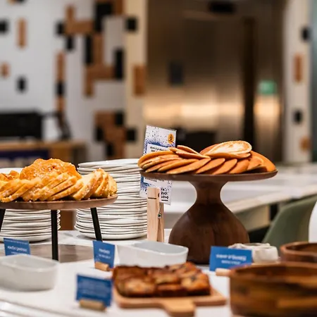 Hotel Firstname Bordeaux, Part Of Jdv By Hyatt Bordeaux